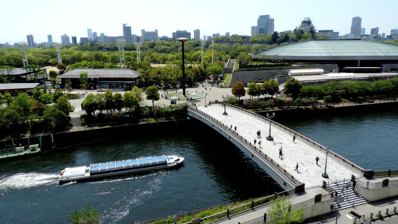 Hotel New Otani Osaka Luaran gambar The bridge in 2009